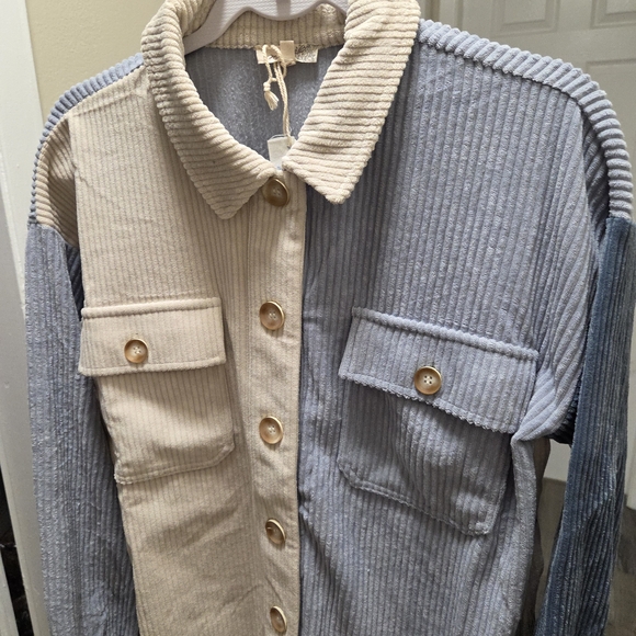 NWT Mystree Beige & Blue Corduroy Colorblock Button-Up Shacket | Oversized - Picture 6 of 8